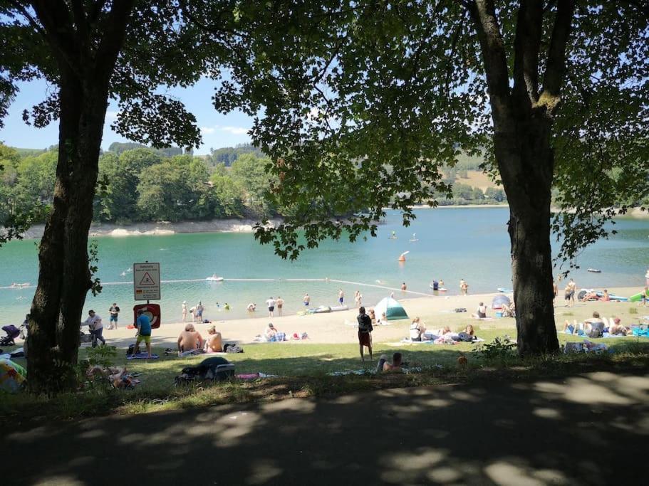 Haus Julia Direkt Am Hennesee Mitten Im Sauerland Мешеде Екстериор снимка