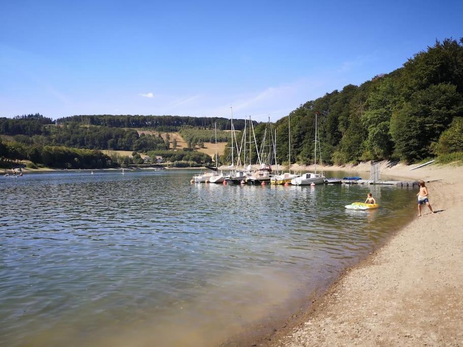 Haus Julia Direkt Am Hennesee Mitten Im Sauerland Мешеде Екстериор снимка
